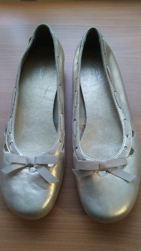 m&s footglove shoes